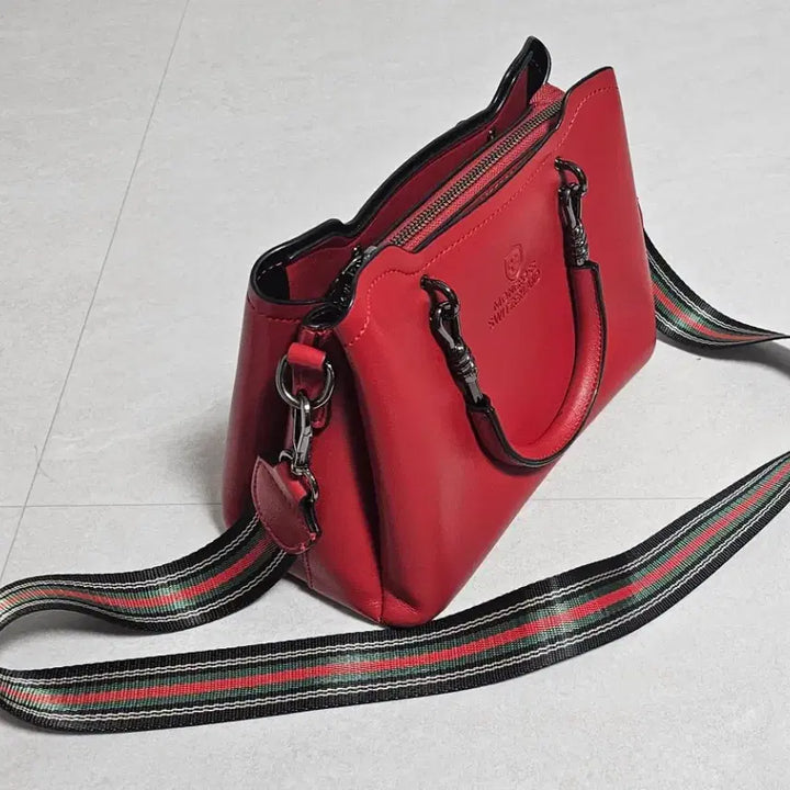 [BUNJANG] Mongcross Swiss Tote Bag Red / 몽크로스 스위스 토트백 레드