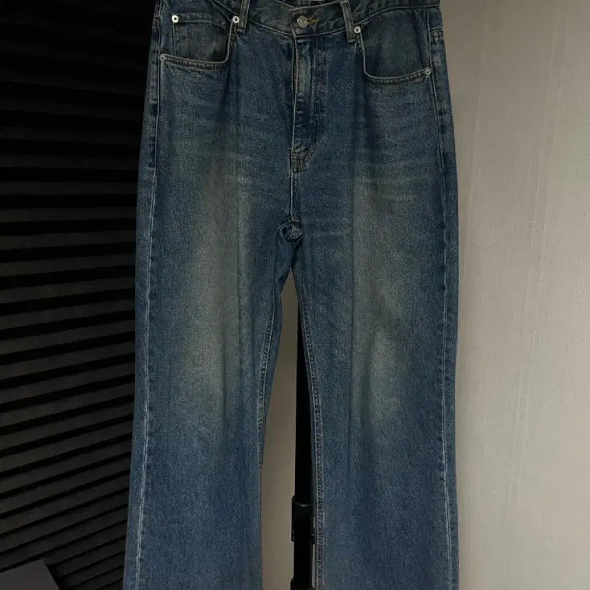 [BUNJANG] Dunst Low Rise Wide Jeans Vintage Blue M / 던스트 low rise wide jeans vintage blue M