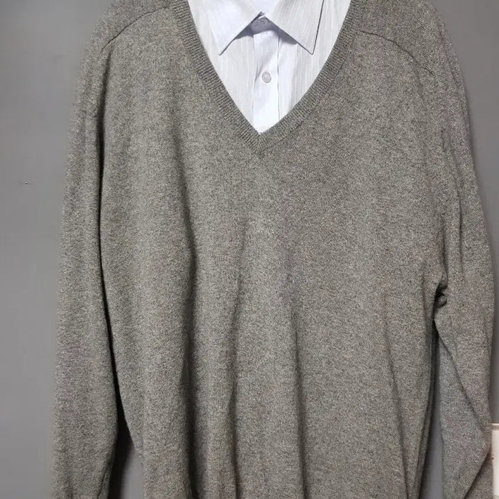 [BUNJANG] Karen K Cashmere V-Neck Knit Sweater / Karen K 캐시미어 브이넥 니트 그레이