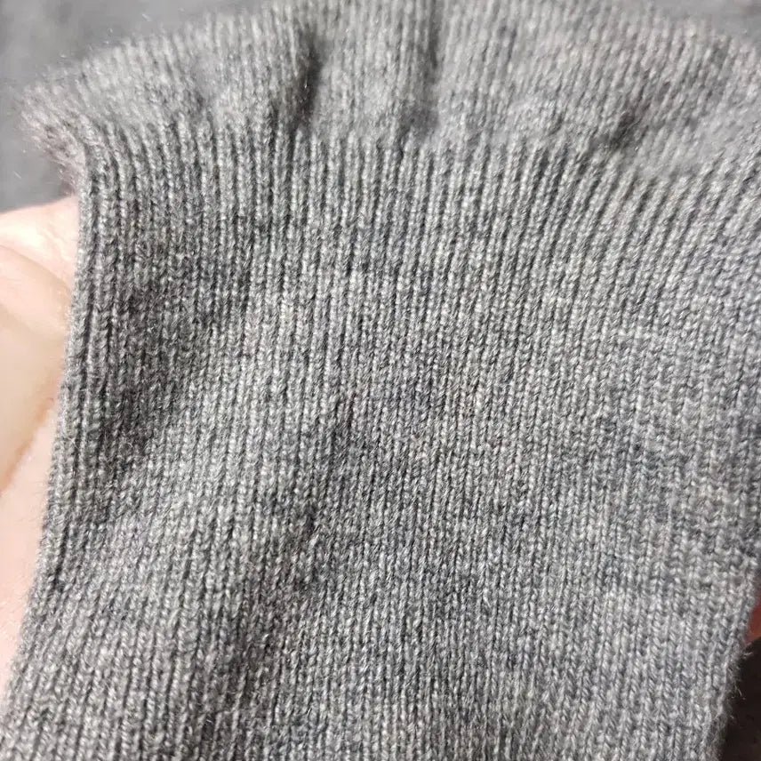 [BUNJANG] Karen K Cashmere V-Neck Knit Sweater / Karen K 캐시미어 브이넥 니트 그레이