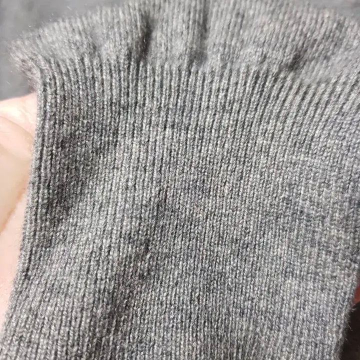 [BUNJANG] Karen K Cashmere V-Neck Knit Sweater / Karen K 캐시미어 브이넥 니트 그레이