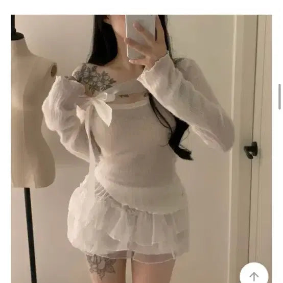 [BUNJANG] White Ribbon Off-Shoulder Blouse / 화이트 리본 오프숄더 블라우스