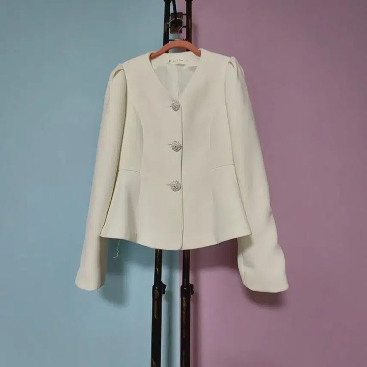 [BUNJANG] It MICHAA Ivory Jacket (2020) / 20년제품 잇미샤 아이보리 자켓s