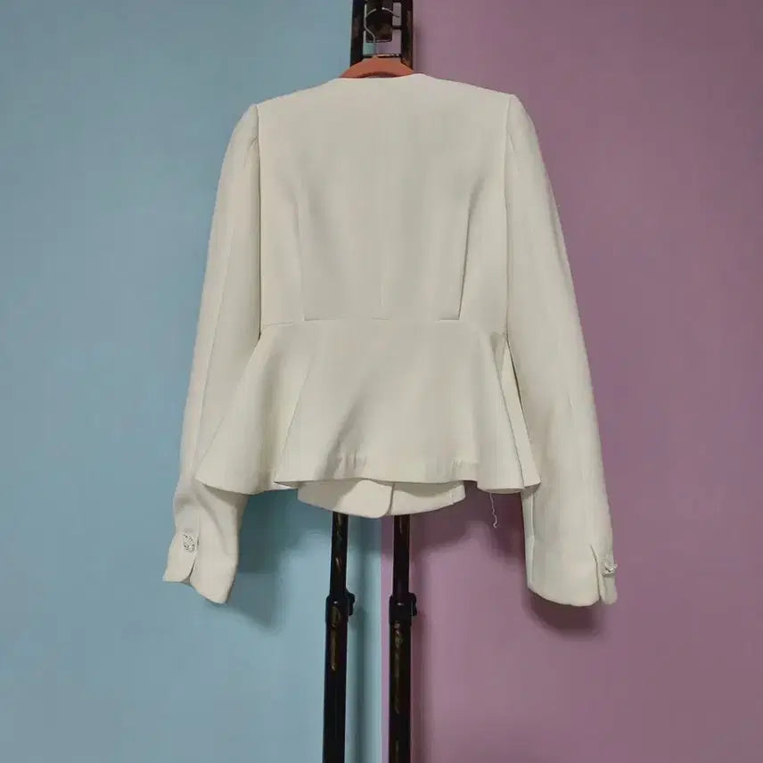 [BUNJANG] It MICHAA Ivory Jacket (2020) / 20년제품 잇미샤 아이보리 자켓s