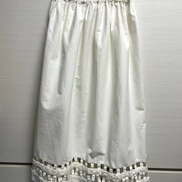 [SOLD OUT] 얼바닉30 스커트 팝니다 m