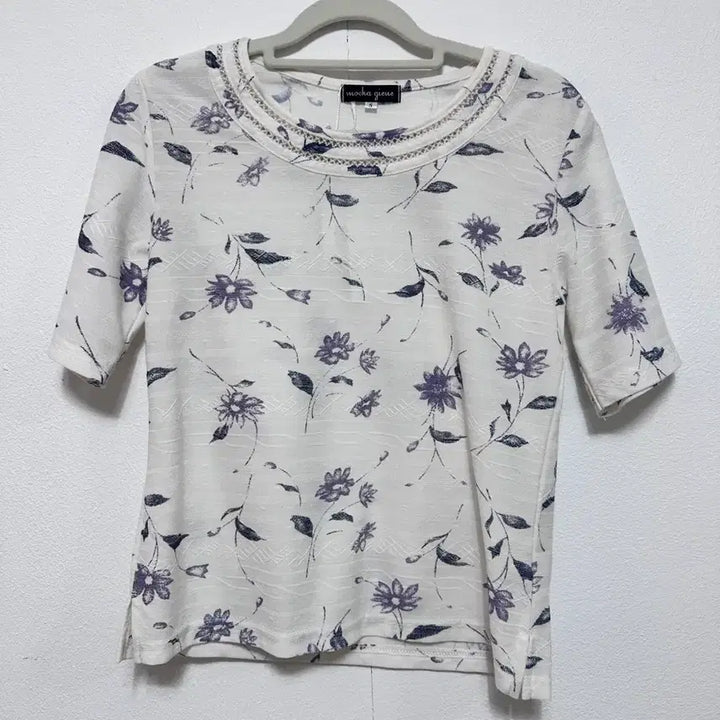 [BUNJANG] Mocca Guz Small Flower Blouse / 모카구즈 스몰 플라워 블라우스