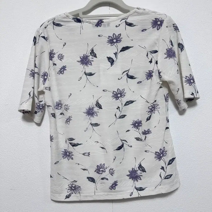 [BUNJANG] Mocca Guz Small Flower Blouse / 모카구즈 스몰 플라워 블라우스
