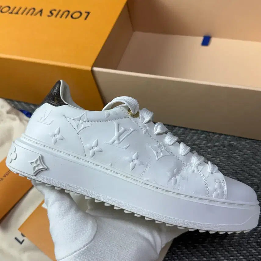 [BUNJANG] Louis Vuitton Time Out Sneakers Women&