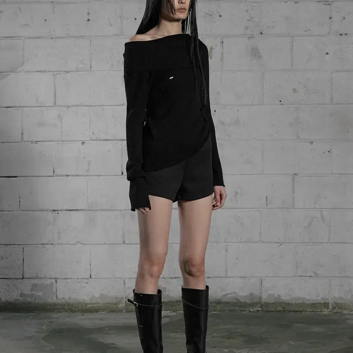 [BUNJANG] Bohemian Seoul Open Collar Asymmetric Knit Top / 보헤미안서울 오픈 카라 니트 언발란스 오프숄더 원숄더 블랙