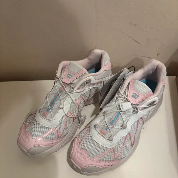 [BUNJANG] Salomon x Beaker XT-WISP White Icy Pink Sneakers / 살로몬 x 비이커 XT-위스퍼 화이트 아이시 핑크 새상품