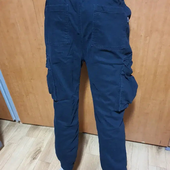 [BUNJANG] FUN.DA.MENTIALIST Bending Cargo Fleece Jogger Pants (L) / FUN.DA.MENTIALIST밴딩카고기모조거바지L사이즈약32에서34정도