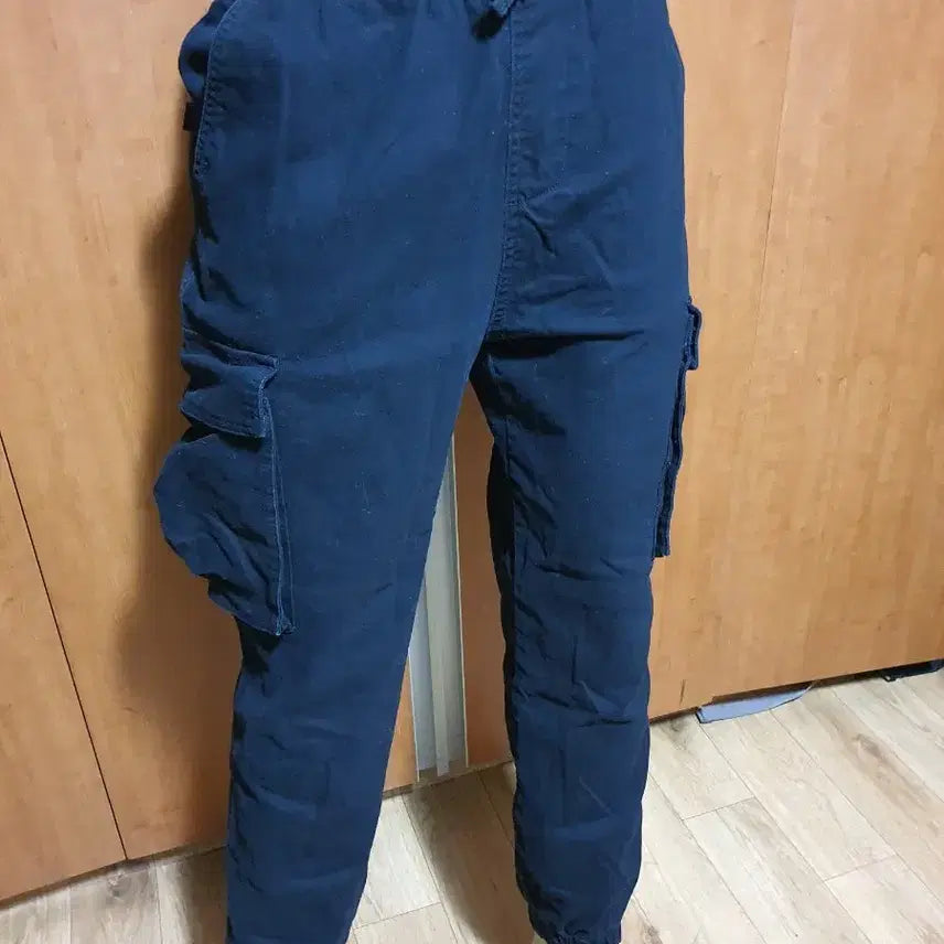 [BUNJANG] FUN.DA.MENTIALIST Bending Cargo Fleece Jogger Pants (L) / FUN.DA.MENTIALIST밴딩카고기모조거바지L사이즈약32에서34정도