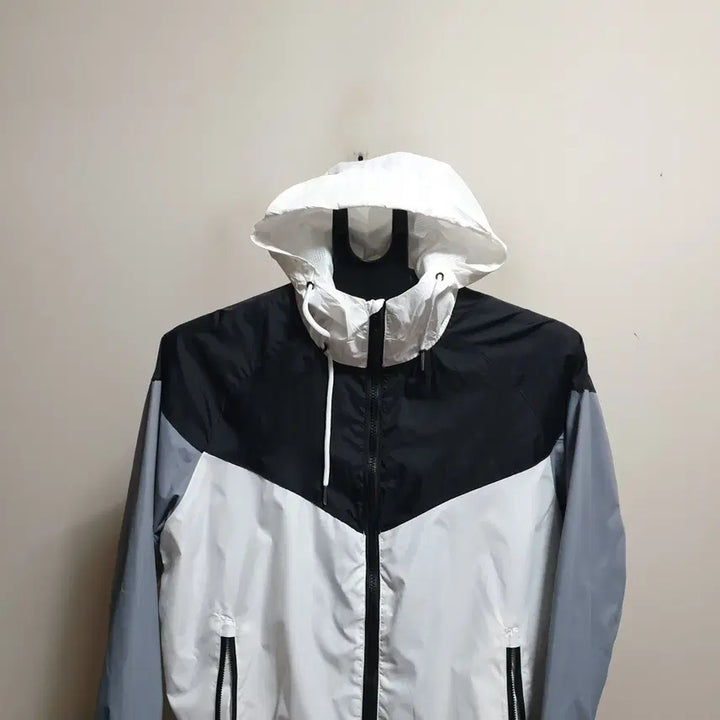 [BUNJANG] Nike Hooded Zip-Up Jacket (Size 100) / 나이키후드집업점퍼/100