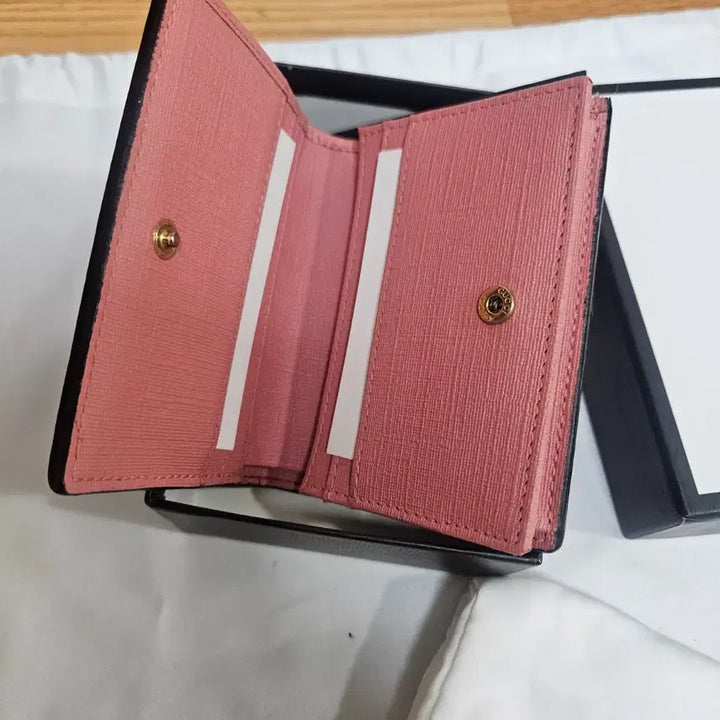 [BUNJANG] Gucci GG Supreme Card Wallet / 구찌 GG 수프림 카드지갑 반지갑 정품입니다