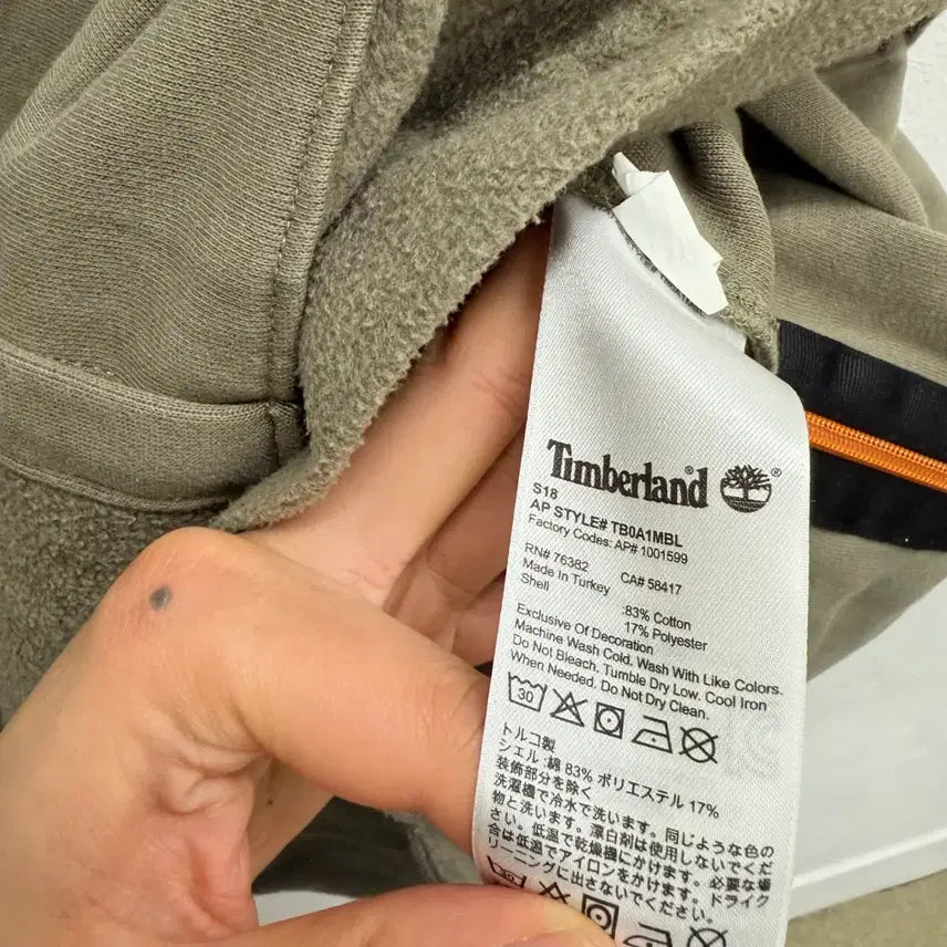 [BUNJANG] Timberland Small Logo Khaki Fleece Half-Zip Hoodie / 팀버랜드 하프집업 스몰로고 카키 기모 후드티 (L)