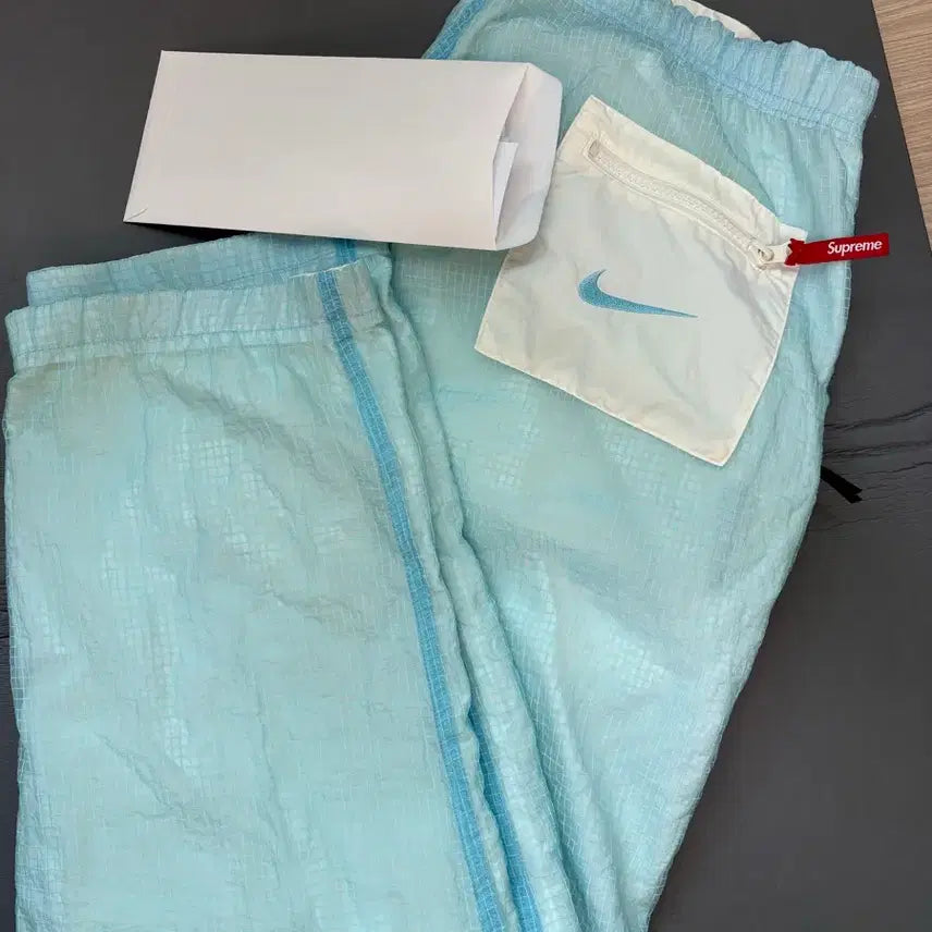 [BUNJANG] Supreme x Nike Reversible Anorak White Pants / [M] 슈프림 x 나이키 20FW 쥬얼 리버시블 팬츠