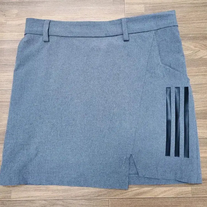 [SOLD OUT] 아디다스 골프 치마