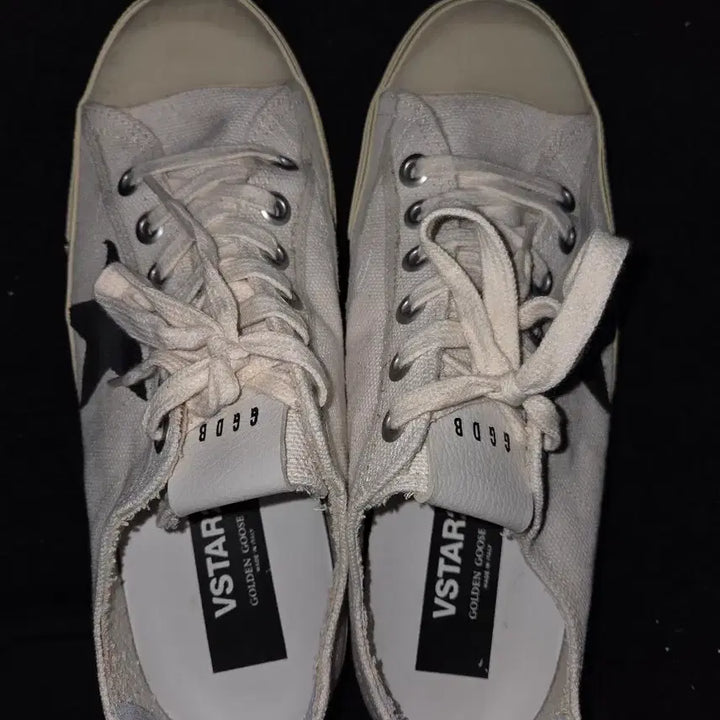 [BUNJANG] Golden Goose V-Star 2 Sneakers / 골든구스 남성 스니커즈 브이스타2 41사이즈