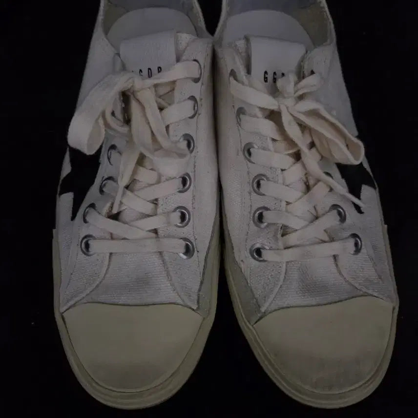 [BUNJANG] Golden Goose V-Star 2 Sneakers / 골든구스 남성 스니커즈 브이스타2 41사이즈