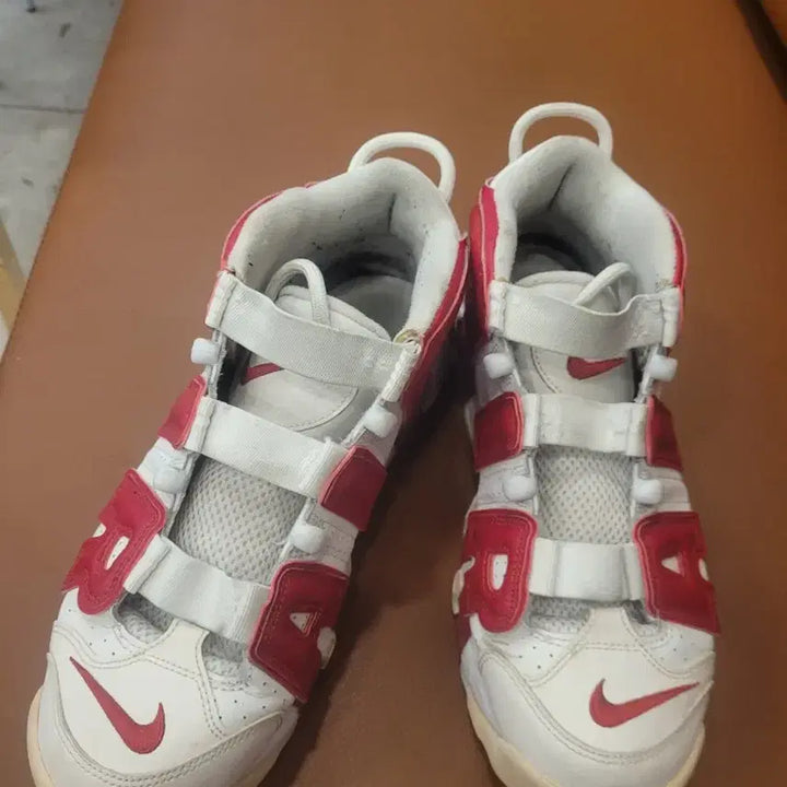 [BUNJANG] Nike Uptempo 265 Sneakers / 나이키업템포265 상태굿