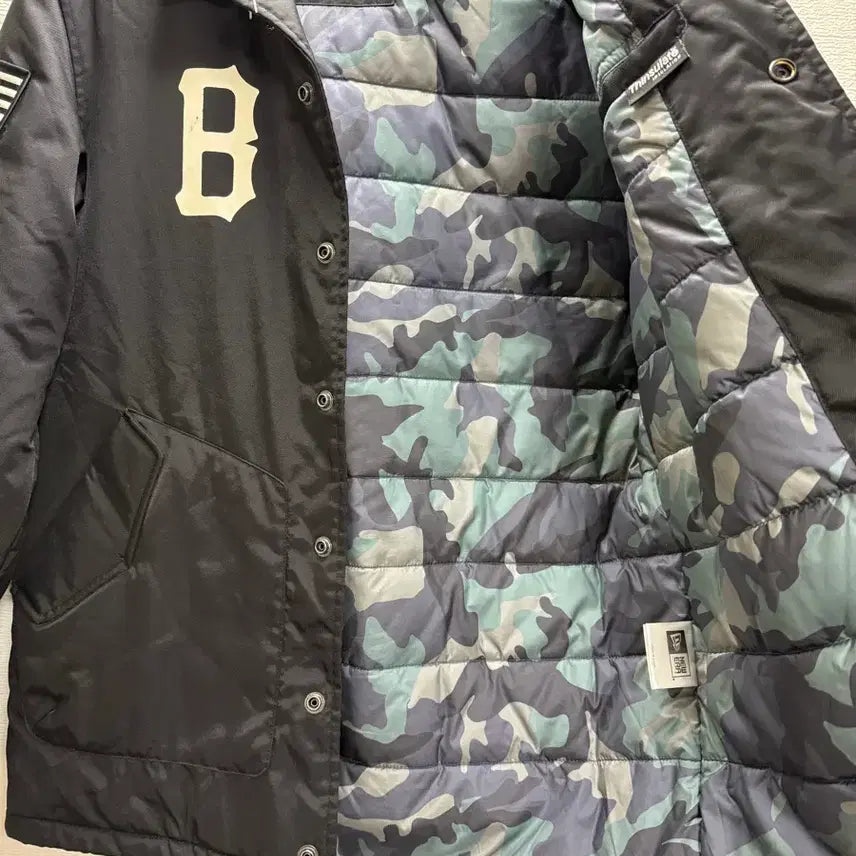 [BUNJANG] New Era Black Coach Jacket - M Size / 뉴에라 블랙 코치 자켓 M
