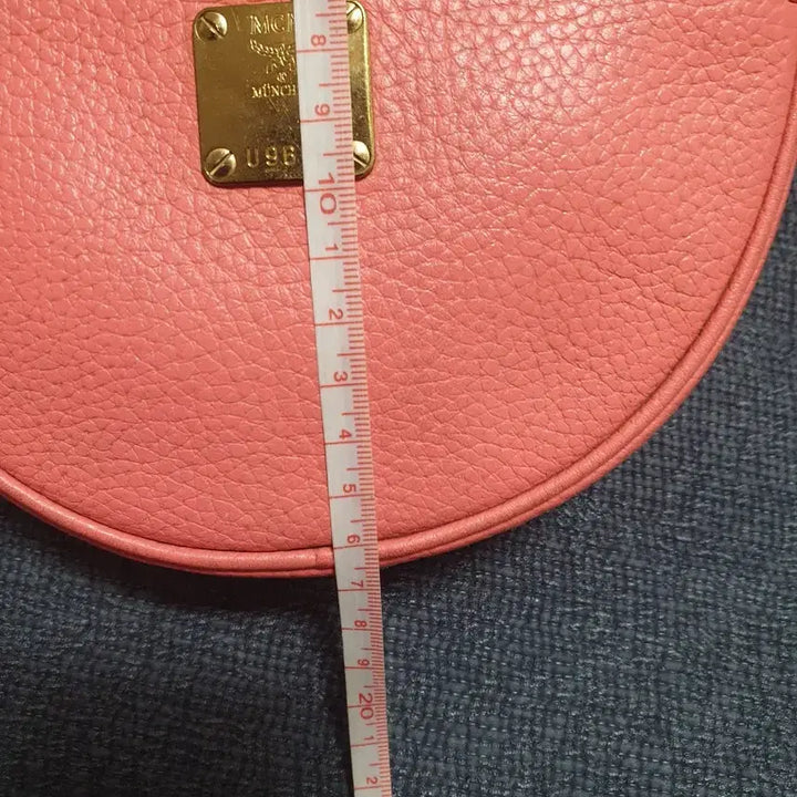 [BUNJANG] MCM Tambourine Crossbody Bag with Tassel / (정품) MCM 크로스 탬버린백 코랄  태슬포함