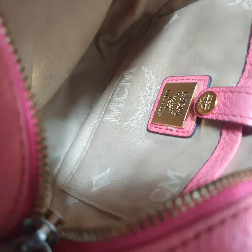 [BUNJANG] MCM Tambourine Crossbody Bag with Tassel / (정품) MCM 크로스 탬버린백 코랄  태슬포함