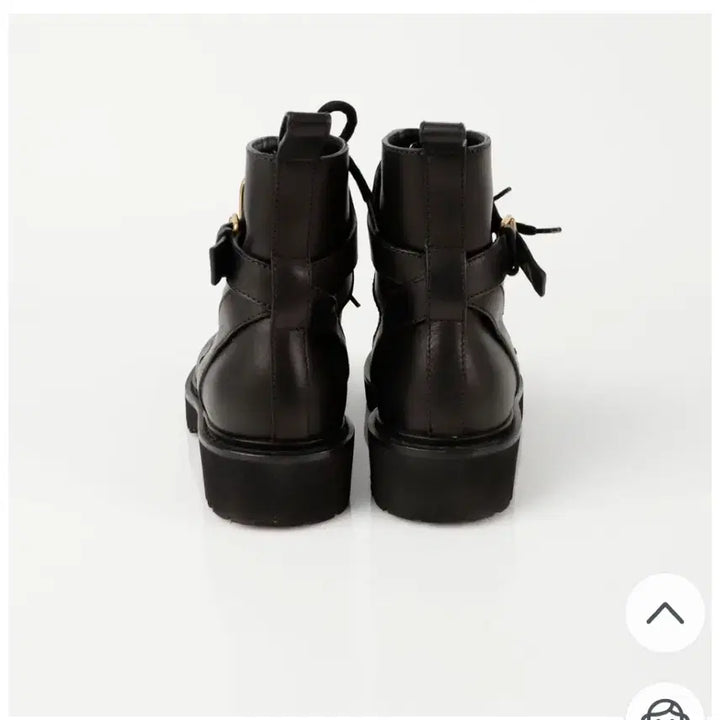 [SOLD OUT] 발렌키노 가라바니 블랙워커 35