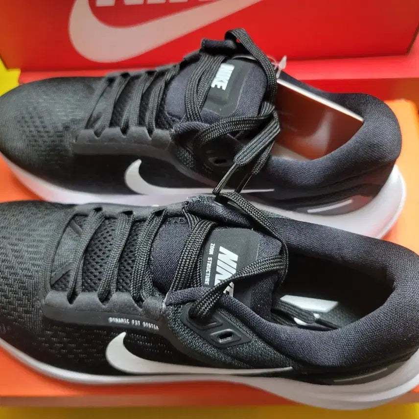 [BUNJANG] Nike Running Shoes Black 240 New / 나이키 운동화 블랙 240 새제품