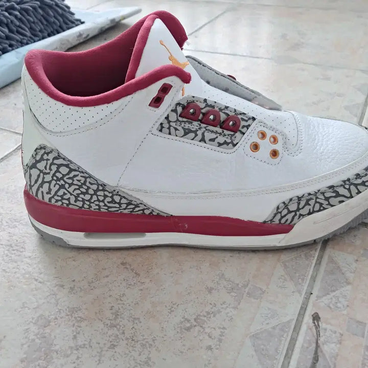 [BUNJANG] Nike Jordan 3 Retro Cardinal Red Sneakers / 조던3 레트로 카디널레드 245