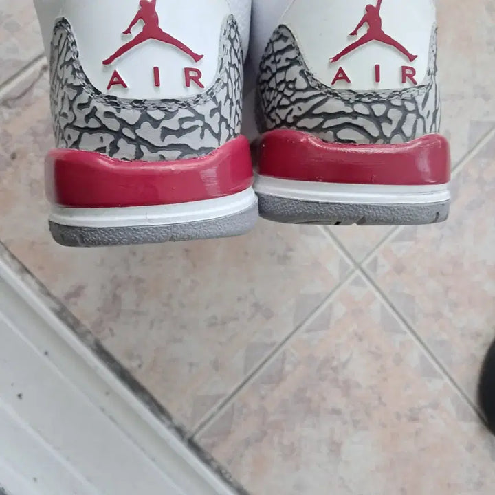 [BUNJANG] Nike Jordan 3 Retro Cardinal Red Sneakers / 조던3 레트로 카디널레드 245