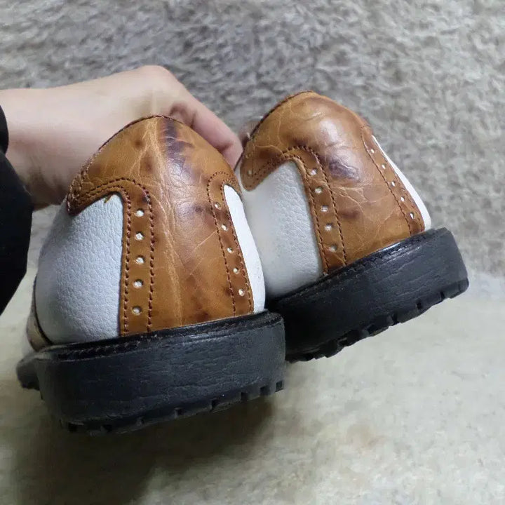 [BUNJANG] FootJoy Professional Spikeless Golf Shoes / 후루룩구제 260 풋조이 프로페셔널 스파이크 리스 골프화 중고 신발