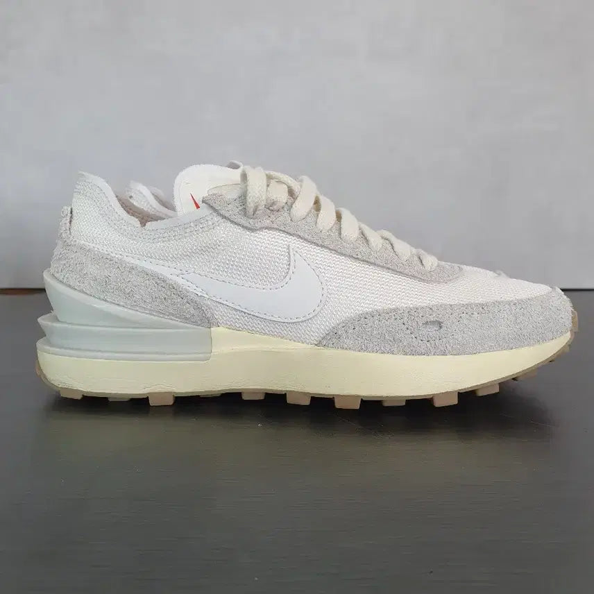 [BUNJANG] Nike Waffle Debut Vintage (235) / 나이키 와플 데뷔 빈티지 (235)