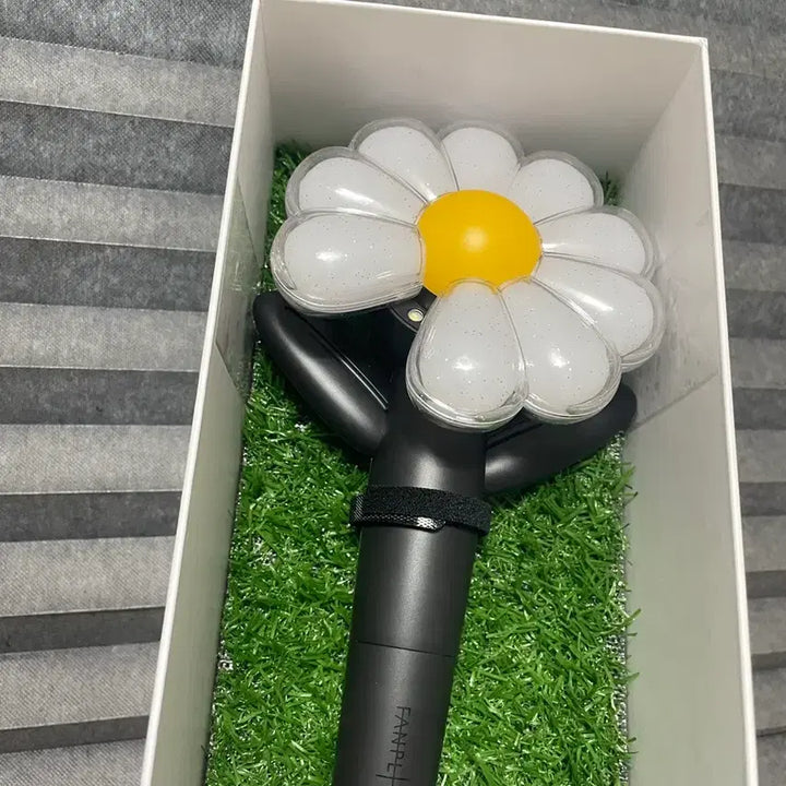 [BUNJANG] G-Dragon Official Light Stick / 지드래곤 GD 공식 응원봉
