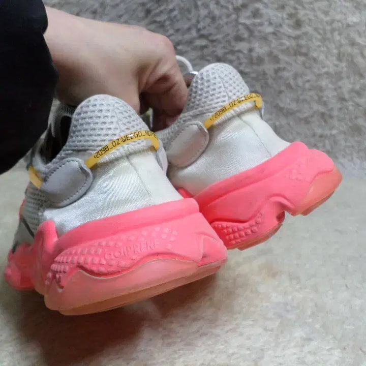 [BUNJANG] Adidas Ozweego Sneakers / 후루룩구제 245 아디다스 오즈위고 운동화 중고 신발