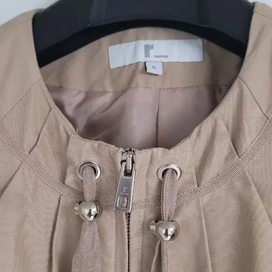 [BUNJANG] Renoma Beige Blouse / 레노마 베이지색