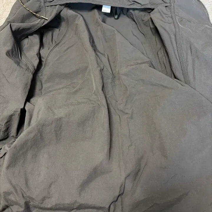[BUNJANG] Reebok Windbreaker Jacket / 리복 바람막이 L
