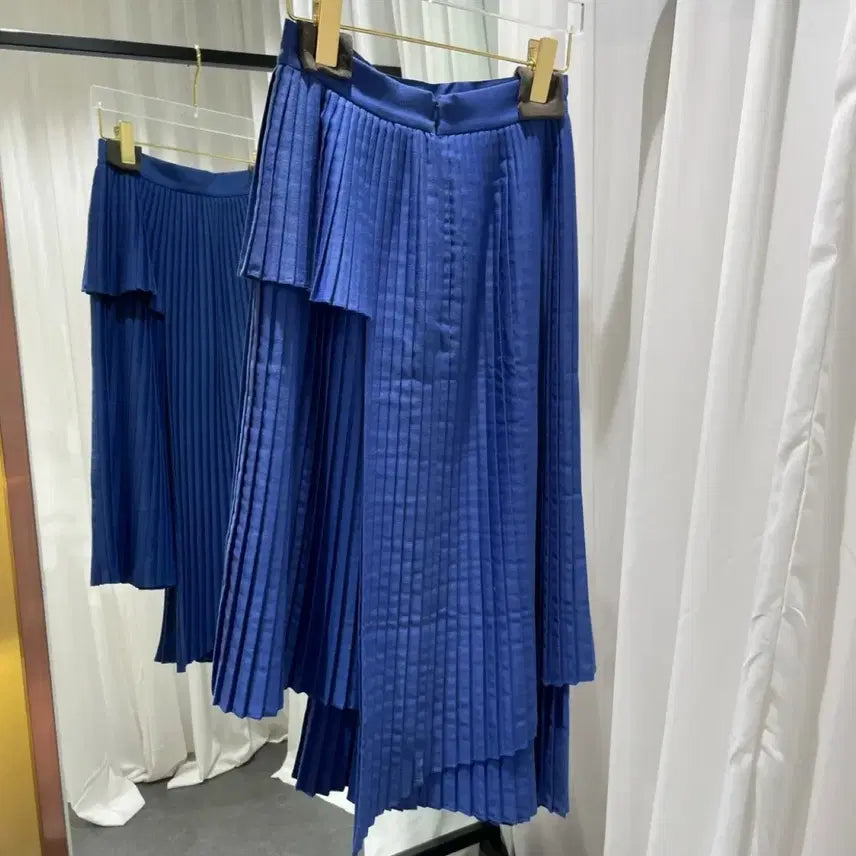 [BUNJANG] Rokh Pleated Cutting Skirt / rokh 컷팅 플리츠 스커트 36