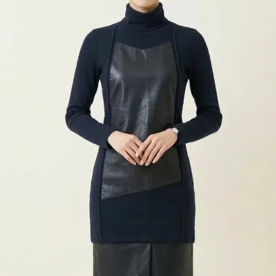 [BUNJANG] DEMOO (Park choon moo) Avant-garde Leather Detail Turtleneck Long Dress / 데무 / 아방가르드한 가죽 배색 터틀넥 롱티 66