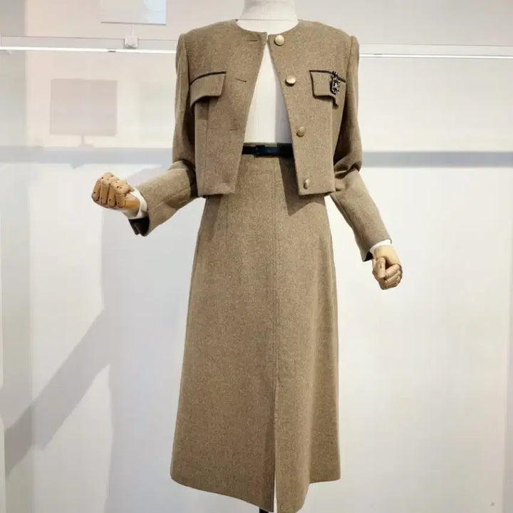[BUNJANG] It Michaa Wool Two-Piece Set-up / 잇미샤 모직 투피스 셋업