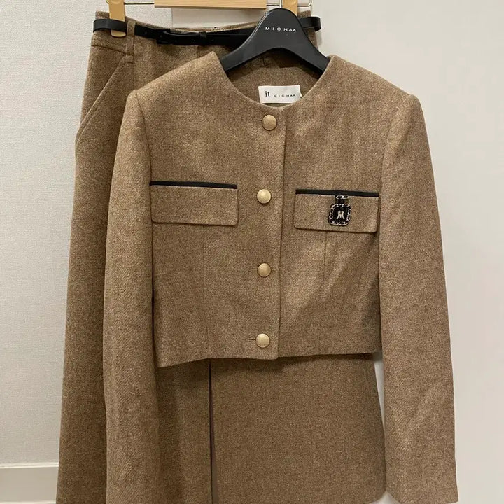 [BUNJANG] It Michaa Wool Two-Piece Set-up / 잇미샤 모직 투피스 셋업