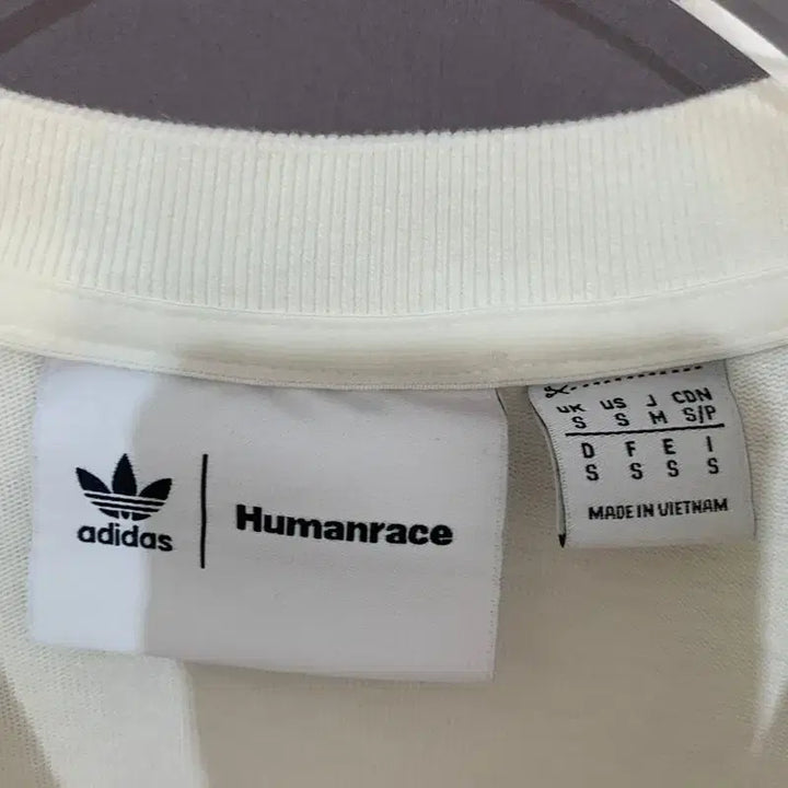 [BUNJANG] Adidas Pharrell Williams Human Race Short Sleeve T-shirt / M 아디다스 퍼렐 윌리엄스 휴먼레이스 반팔티