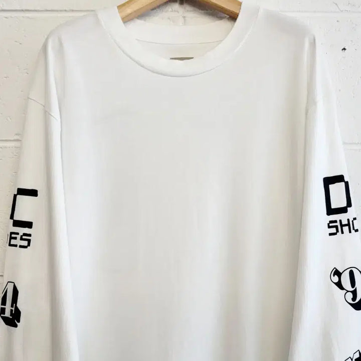 [BUNJANG] DC Shoes All Smiles Long Sleeve T-shirt / DC슈즈(DCShoes) 올스마일즈(All Smiles) 롱슬리브티셔츠