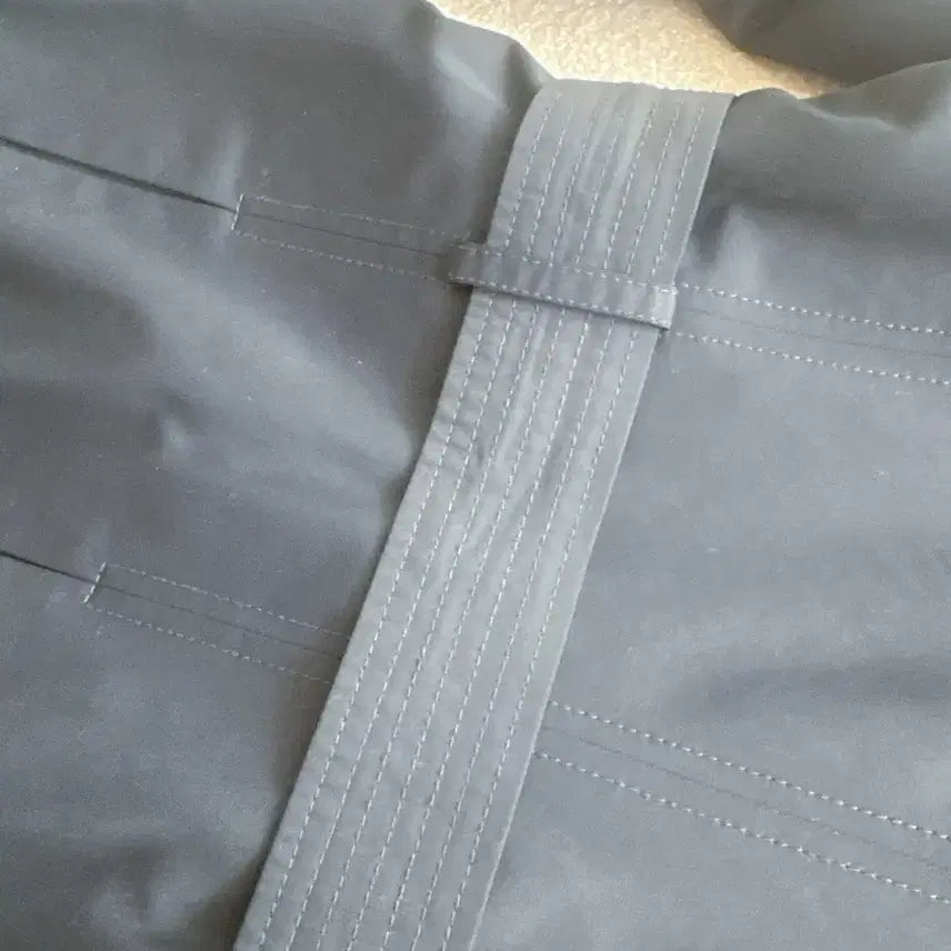 [BUNJANG] French Connection Hooded Water-Repellent Trench Coat / [FRENCH CONNECTION] 프렌치커넥션 후드 발수 트렌치 코트
