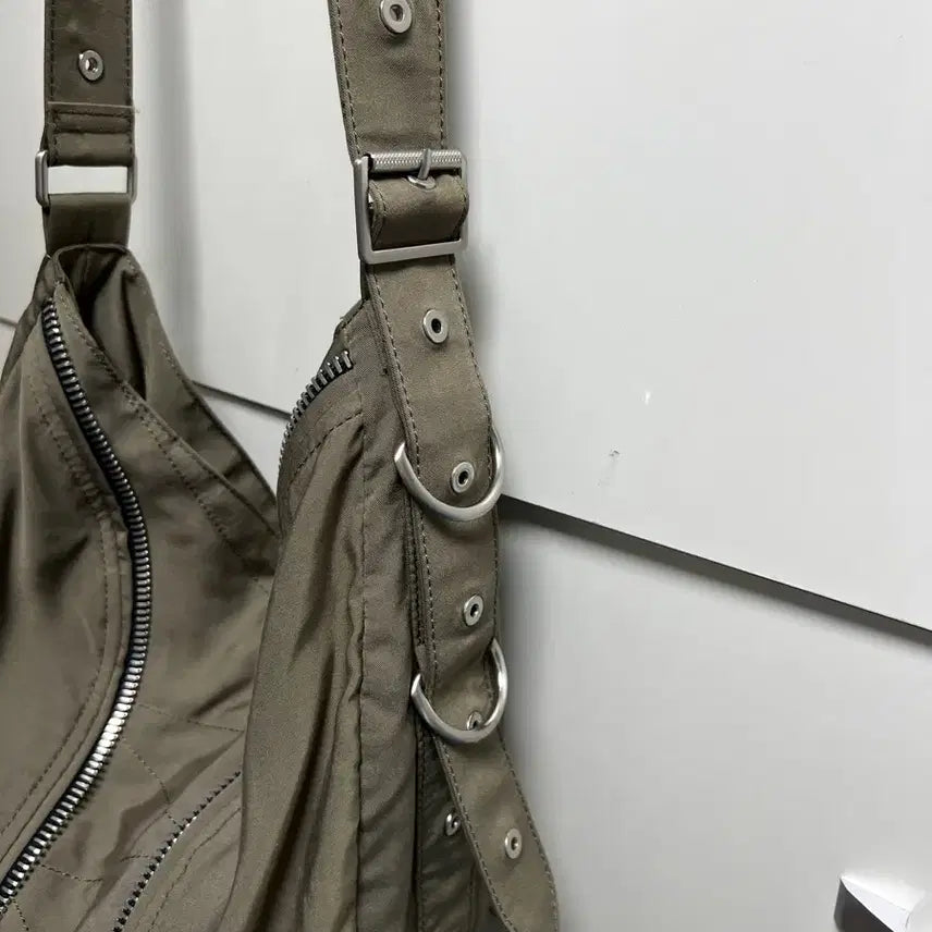 [BUNJANG] ZARA Buckle Hobo Bag Crossbody / 자라 버클 호보백 크로스백