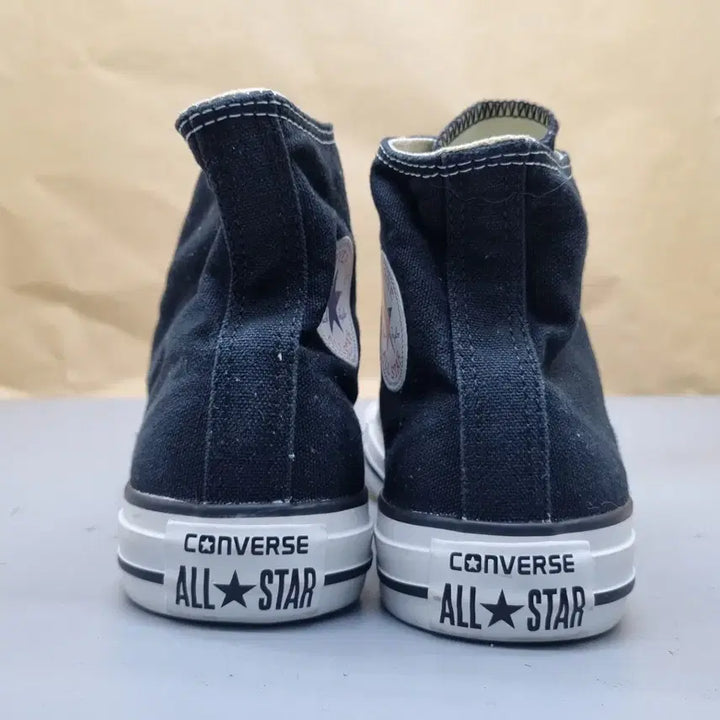 [BUNJANG] Converse Chuck Taylor Black High Top Sneakers / 컨버스 척테일러 블랙하이탑 230