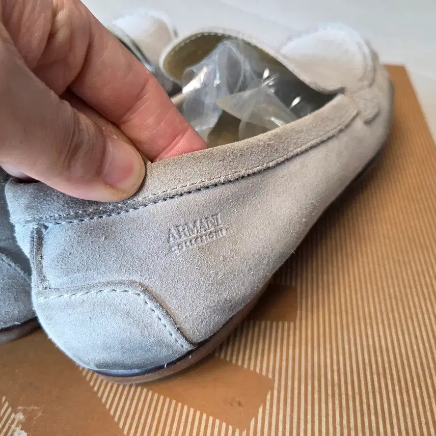 [BUNJANG] Armani Collezioni Suede Punching Loafer / 아르마니 꼴레지오니 스웨이드 펀칭 로퍼