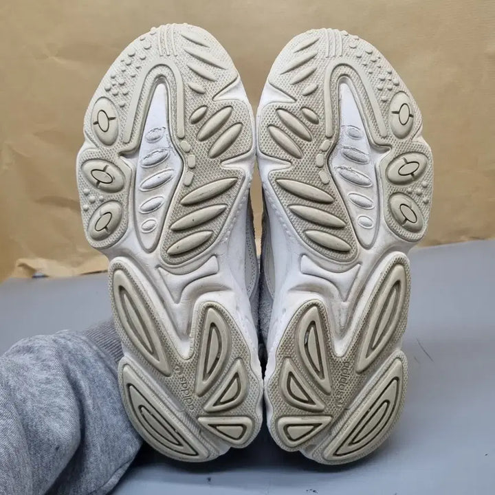 [BUNJANG] Adidas Ozweego Sneakers 240 / 아디다스 오즈위고 운동화240