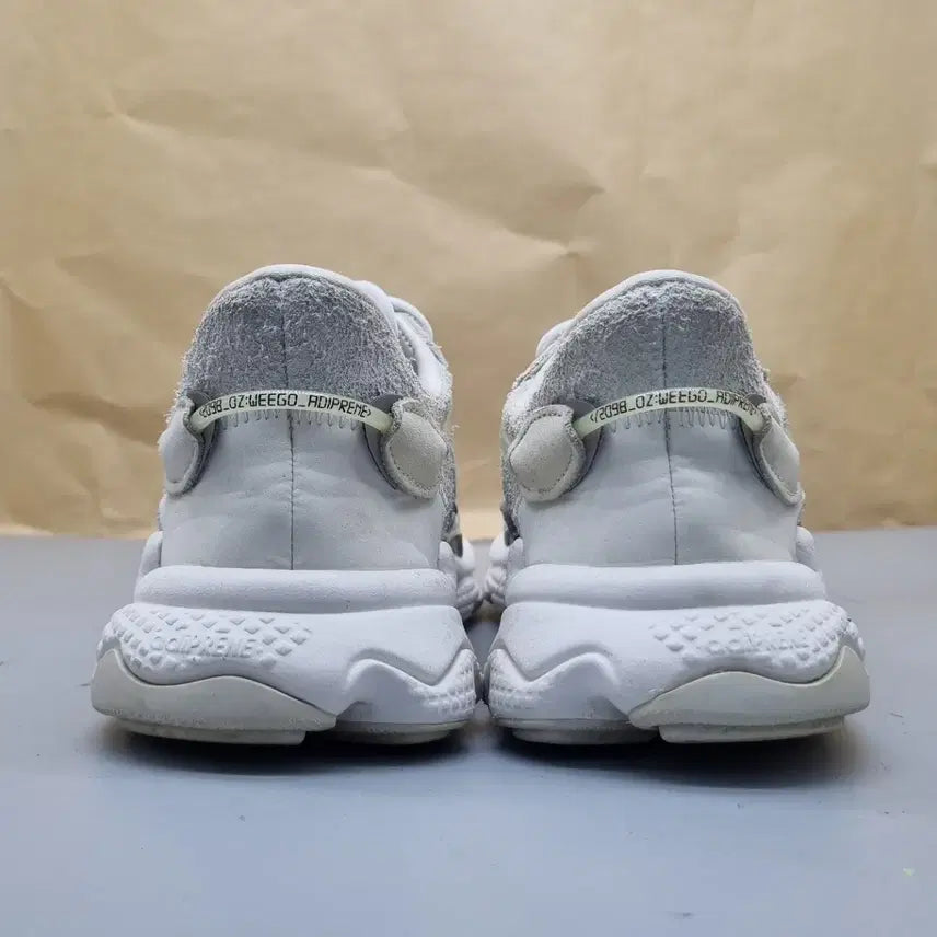 [BUNJANG] Adidas Ozweego Sneakers 240 / 아디다스 오즈위고 운동화240