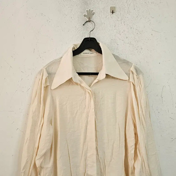 [SOLD OUT] 런던레이스 아이보리 셔츠 블라우스